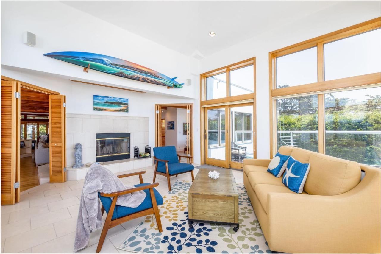 Luxury Beachfront Penthouse Walk To The Restaurants Entertainment * Half Moon Bay
