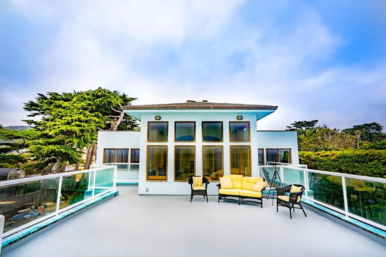 Holiday home Luxury Beachfront Penthouse Walk To The Restaurants Entertainment Half Moon Bay
