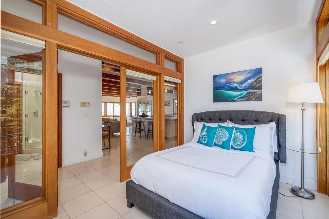 Holiday home Luxury Beachfront Penthouse Walk To The Restaurants Entertainment Half Moon Bay
